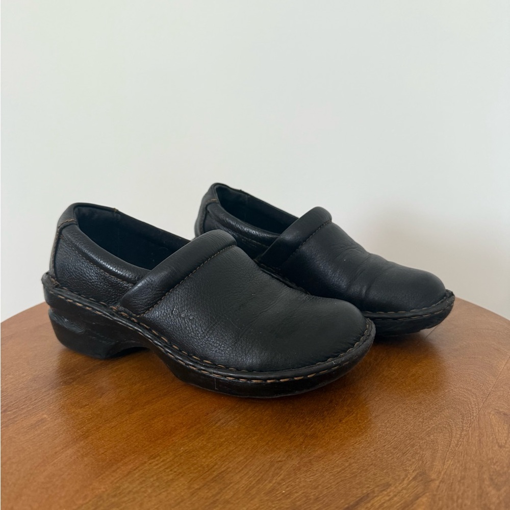 B.O.C Black Leather Women's Clogs, Womens